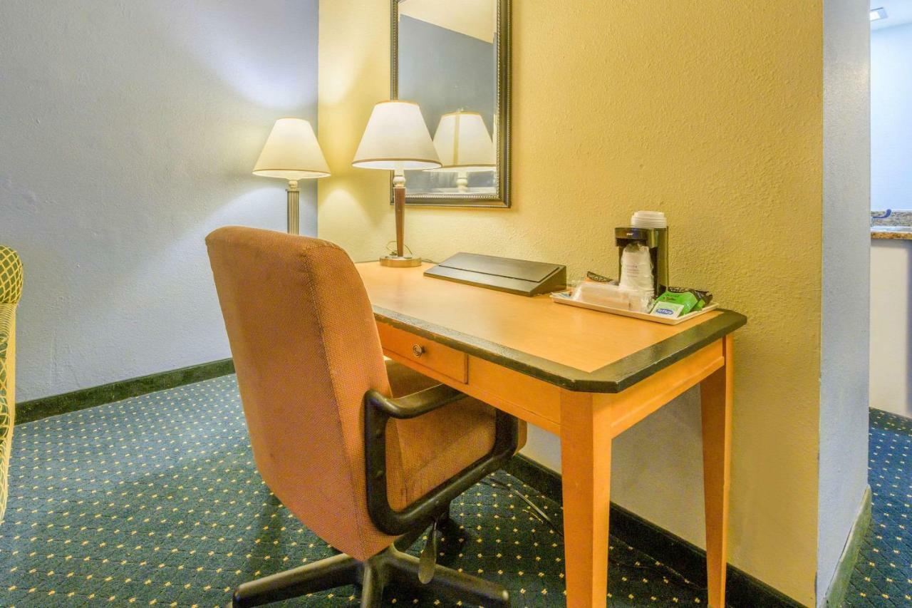 Aire Hotel Lebanon Hershey Exterior foto